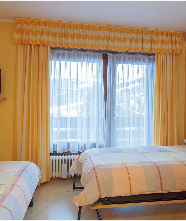 Connecting rooms